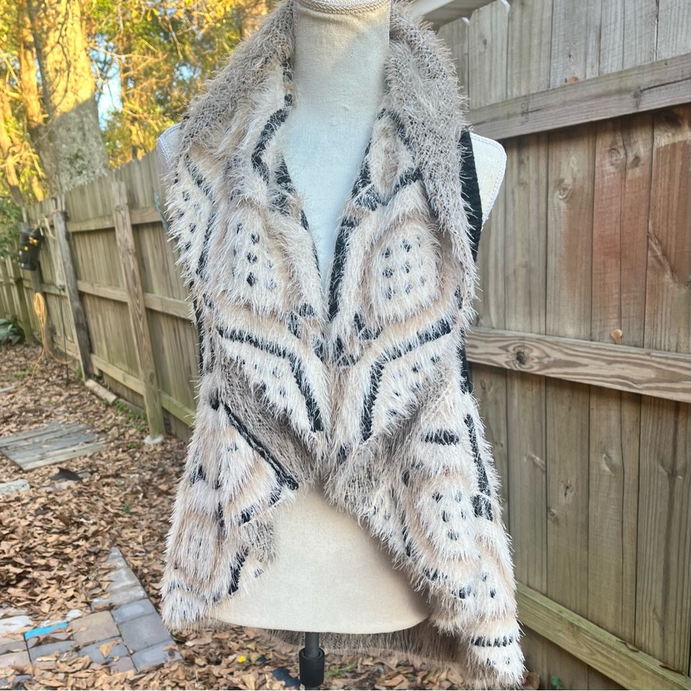 Ronnie Salloway Cardigan, Open Front Tailored Fit. NWOT! Size S/M